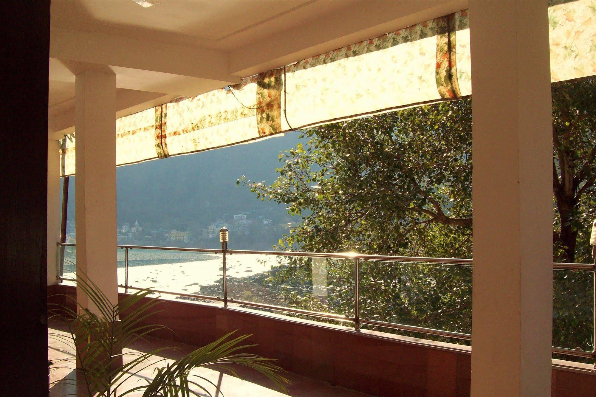 Ganga Beach Resort Rishīkesh Eksteriør bilde