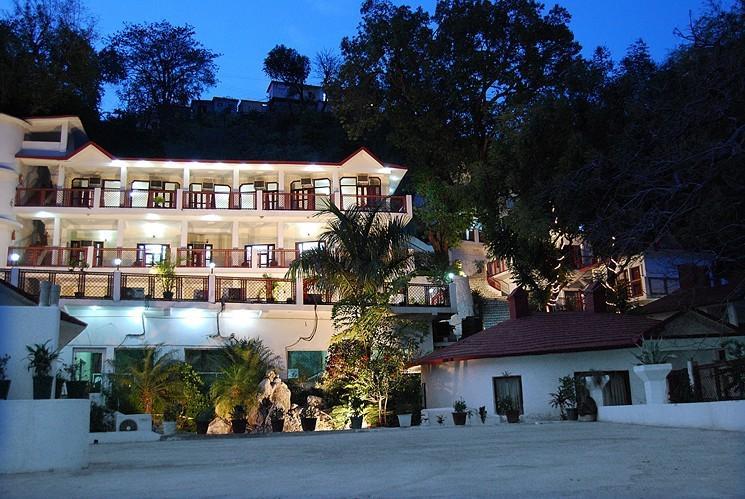Ganga Beach Resort Rishīkesh Eksteriør bilde
